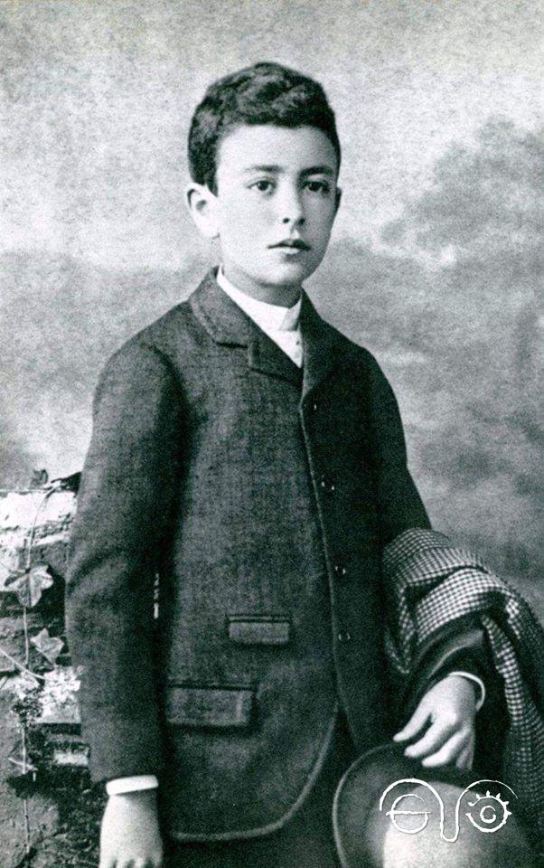Fotografía de Manuel de Falla niño (Archivo Histórico Provincial de Cádiz).