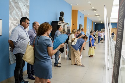 Participantes en el acto.