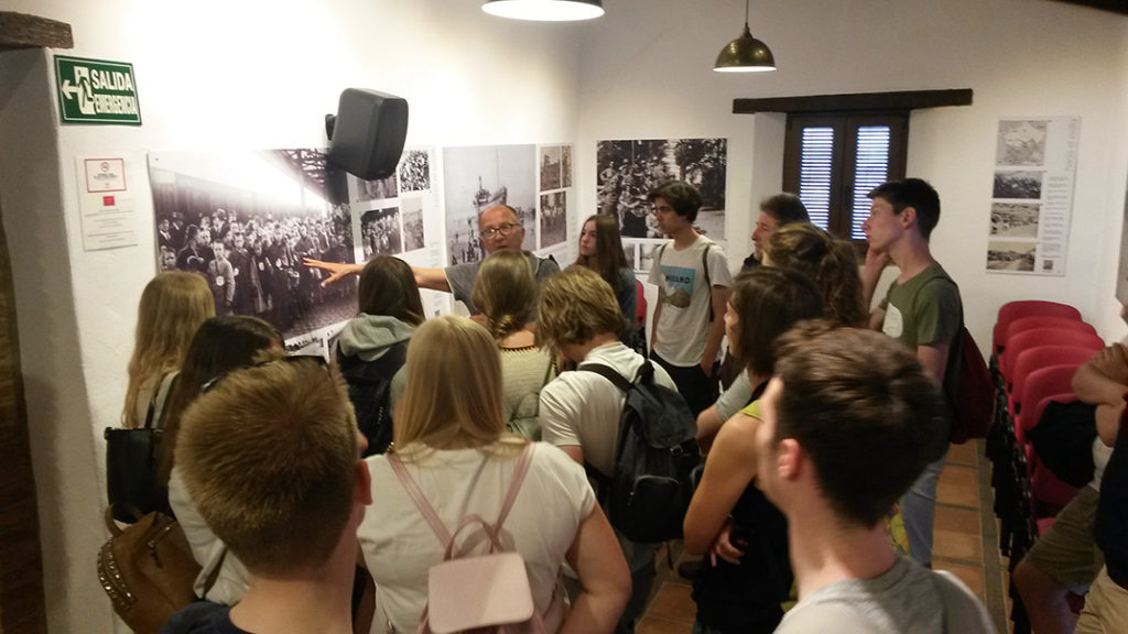 Estudiantes belgas, el 8 de mayo de 2018 en la Casa de la Memoria.