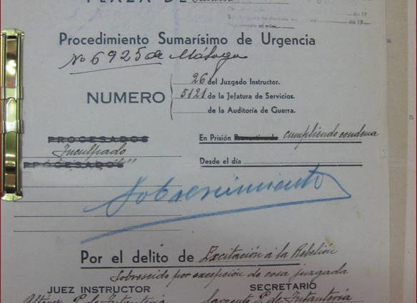 Portada de un consejo de guerra al que fue sometido un vecino de Cortes.