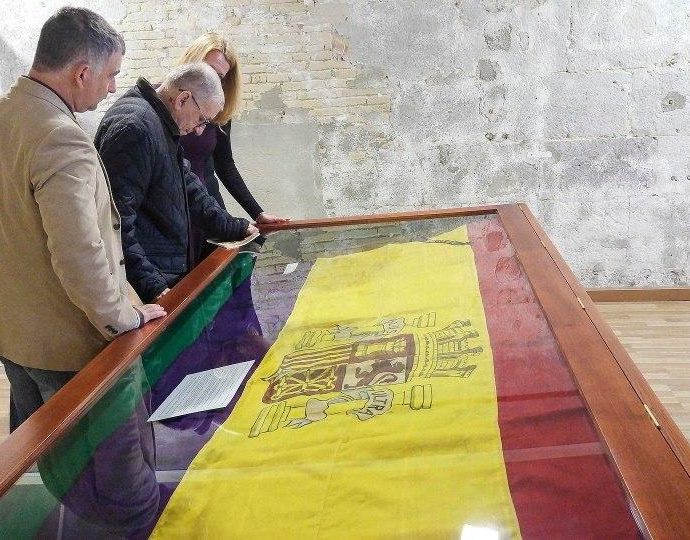 La bandera del José Luis Díez, en The Gibraltar Museum.