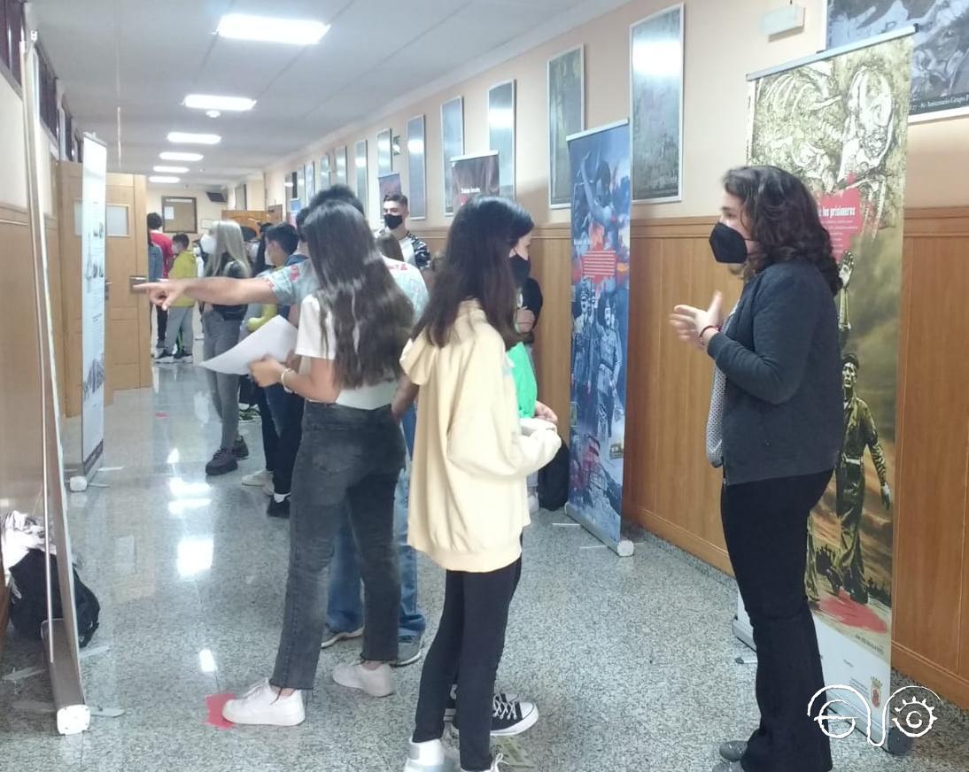 Exposición en el IES Los Remedios de Ubrique.