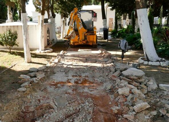 Obras en el cementerio viejo de Algeciras (Foto: wewb municipal).