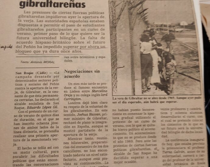 Recorte del 4 de agosto de 1980. La verja no se abrió por presiones gibraltareñas.