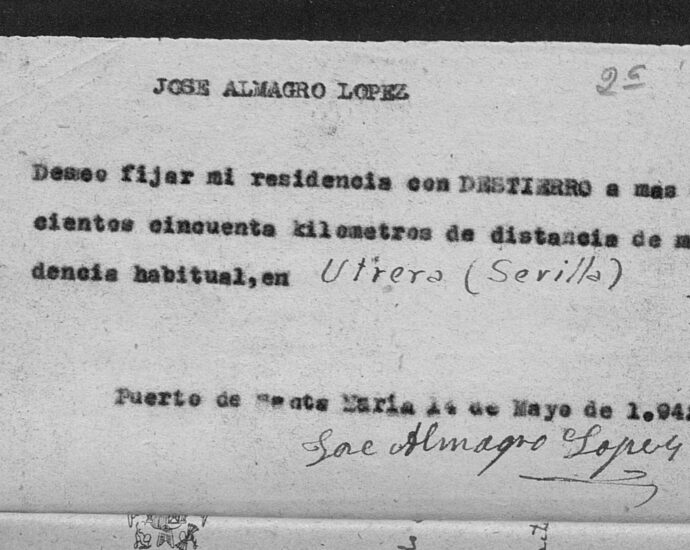 Documento sobre destierro de José Almagro López, de Alcalá del Valle.