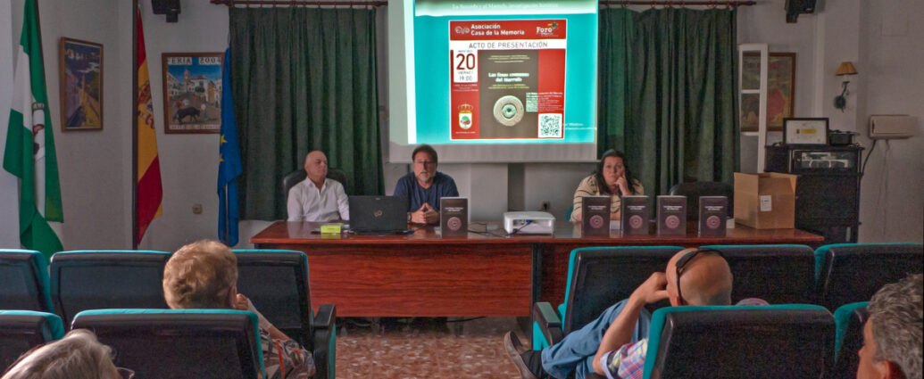 Presentación del libro en la Casa de la Cultura de Corrtes de la Frontera (Foto: Fernando Oliva).