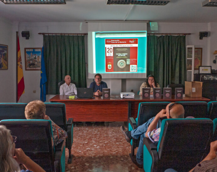 Presentación del libro en la Casa de la Cultura de Corrtes de la Frontera (Foto: Fernando Oliva).