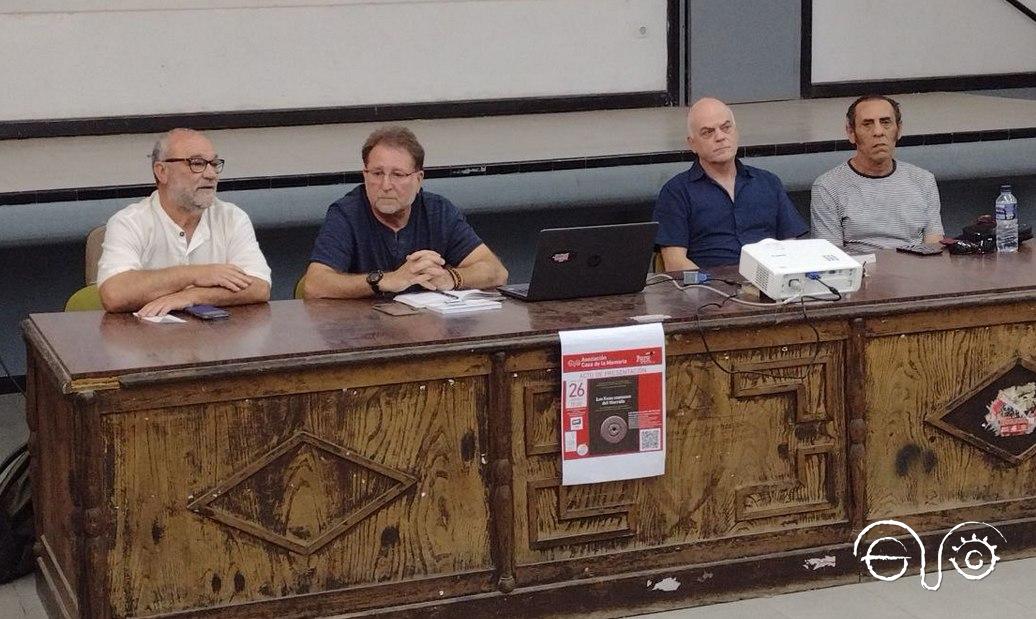 Manuel Guerrero, en representación del Ateneo de Jerez, presenta a los participantes.