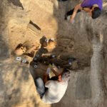 Trabajos de exhumación en una fosa comùn de Villamartín.
