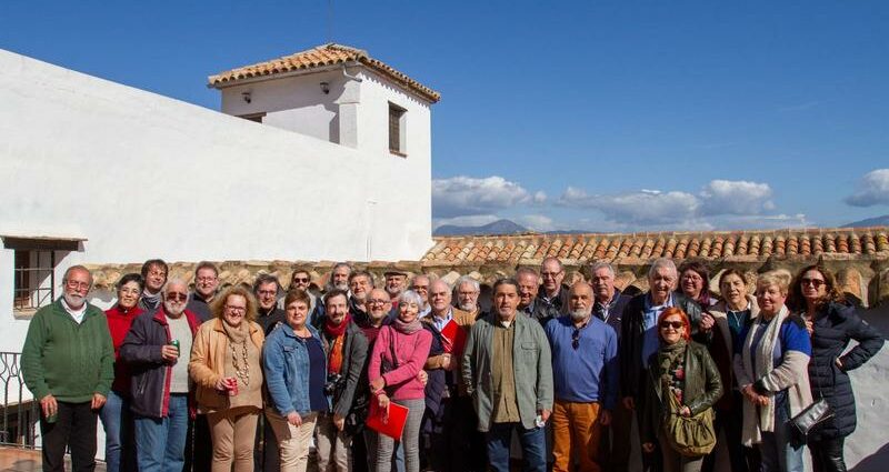 Participantes en la asamblea constituyente de la Asociación Casa de la Memoria en 2020.