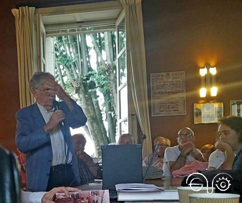 El investigador y escritor Henri Farreny, durante su participación.