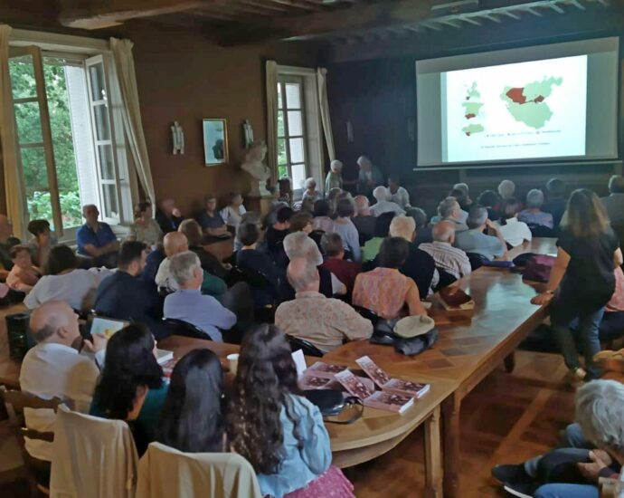 Presentación del origen y actividades de la Casa de la Memoria.