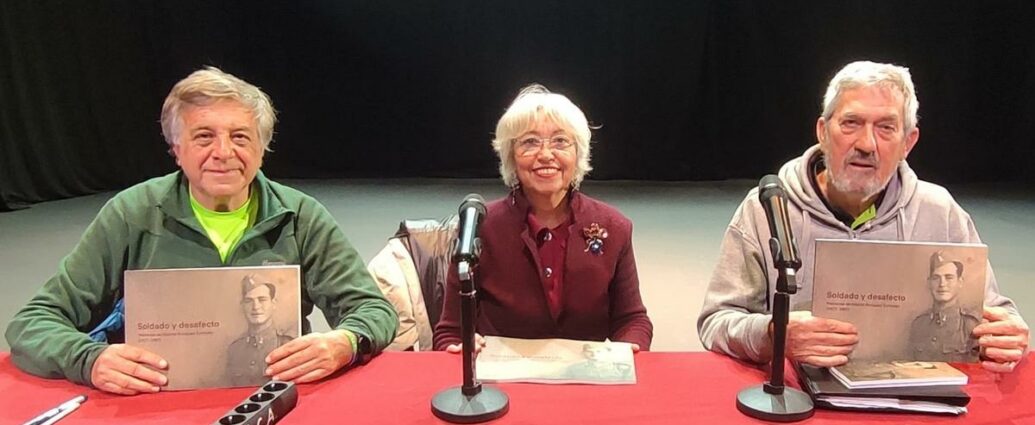 Antonio Morales y Malgara García, de la Casa de la Memoria, y Rafael Morales, presidente de la Asociación La Desbandá.