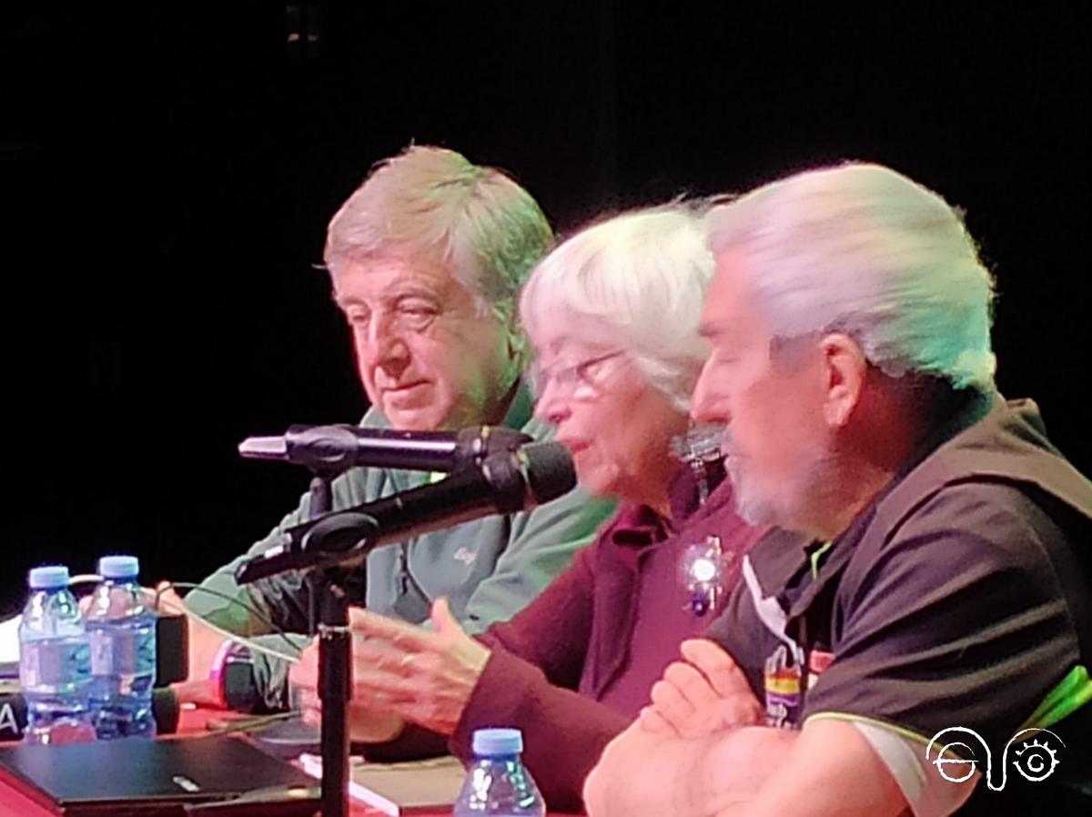 Intervención de Malgara García, entre Rafael Morales y Antonio Morales.